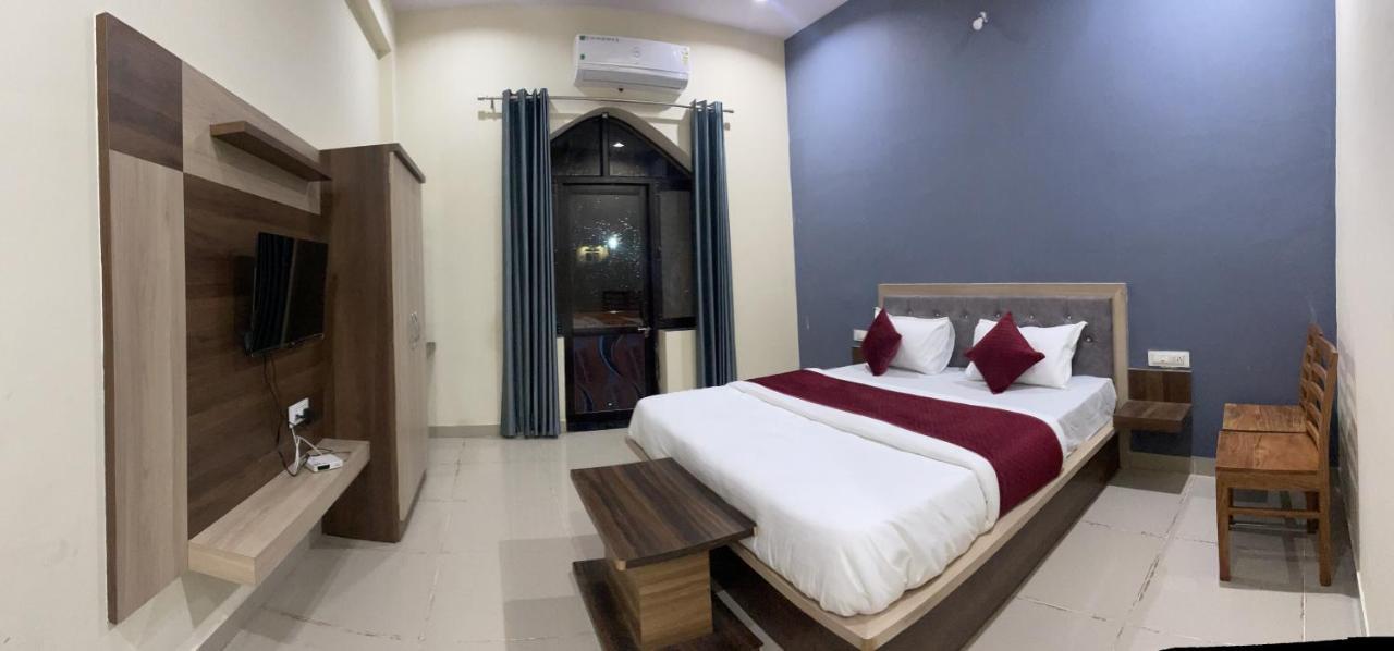 Hotel L S Haveli Puškar Exteriér fotografie
